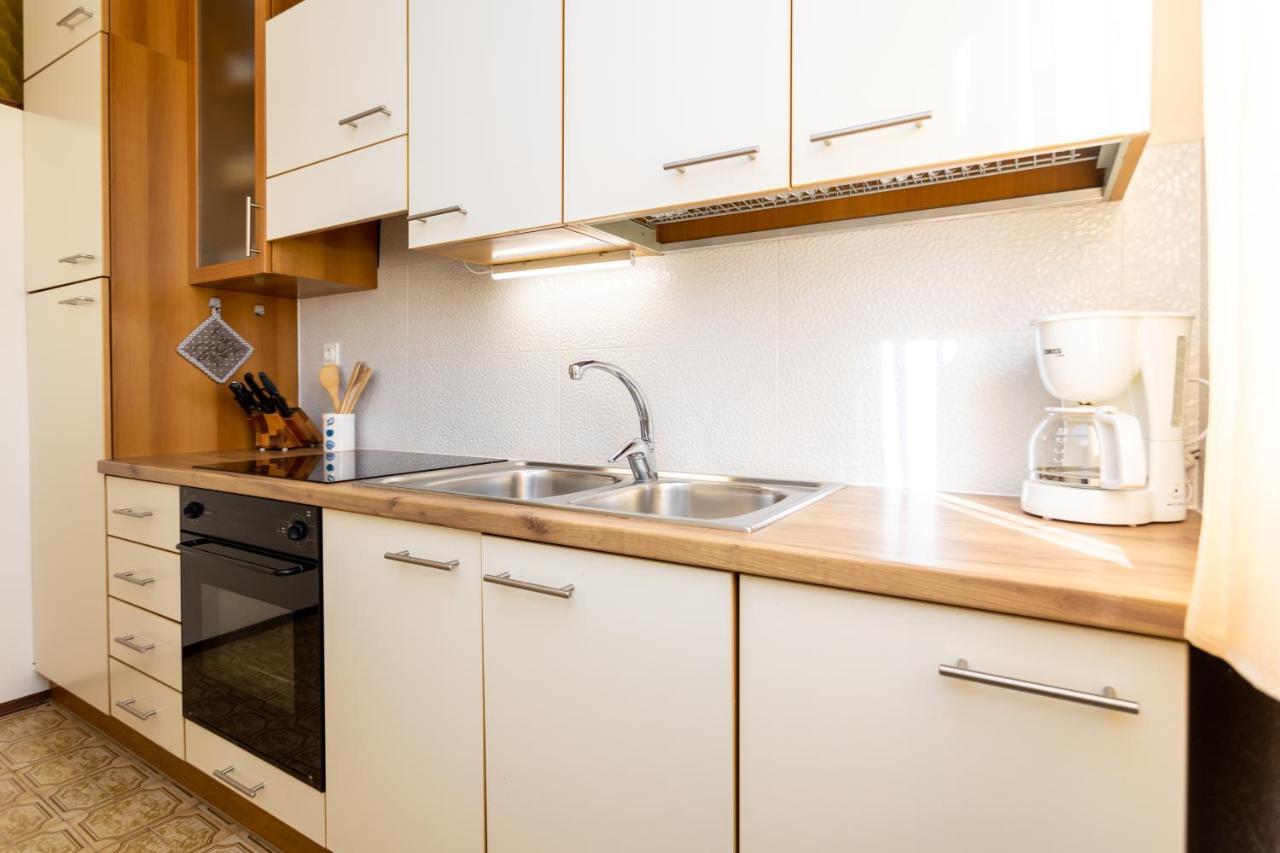 Apartman Doris Milohnici Buitenkant foto