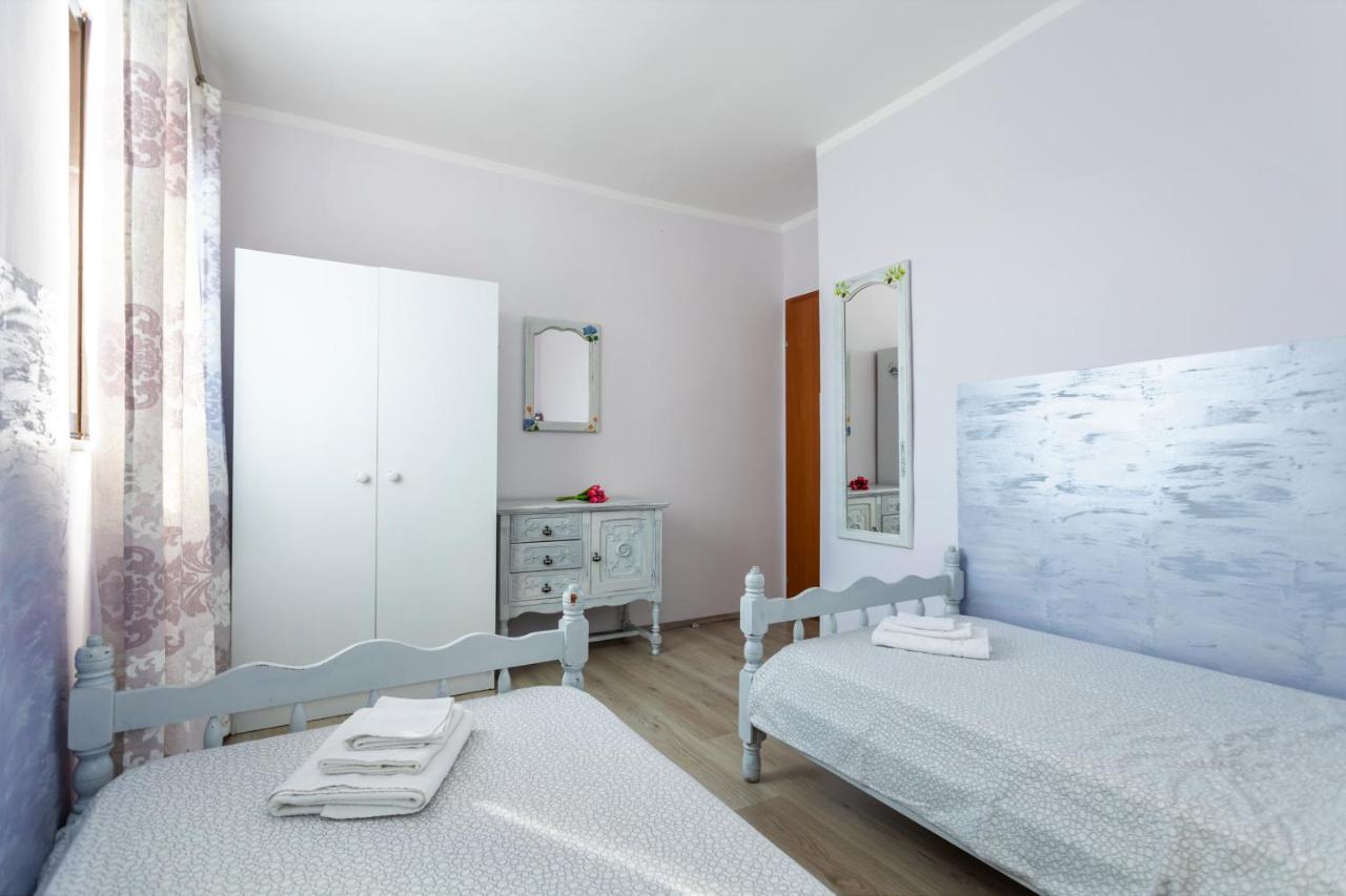 Apartman Doris Milohnici Buitenkant foto