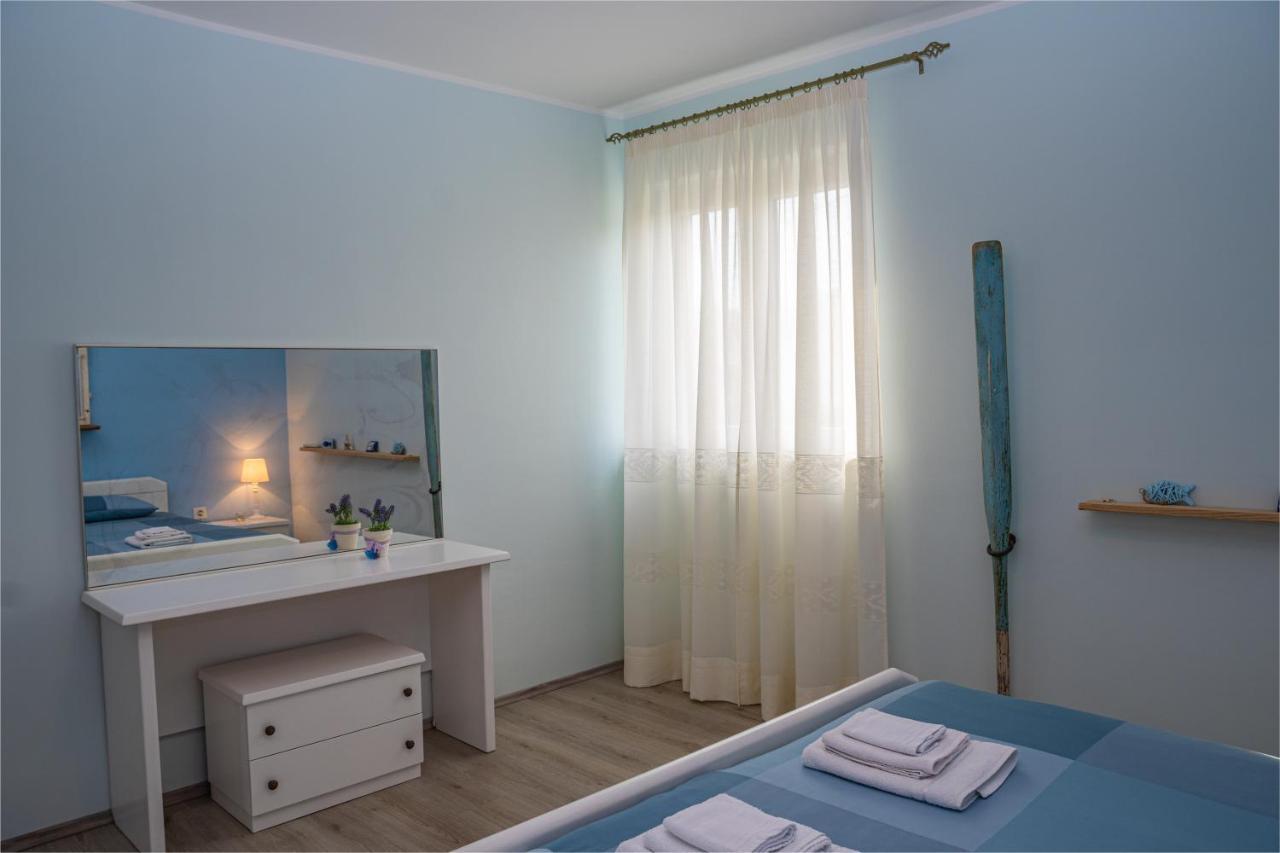 Apartman Doris Milohnici Buitenkant foto